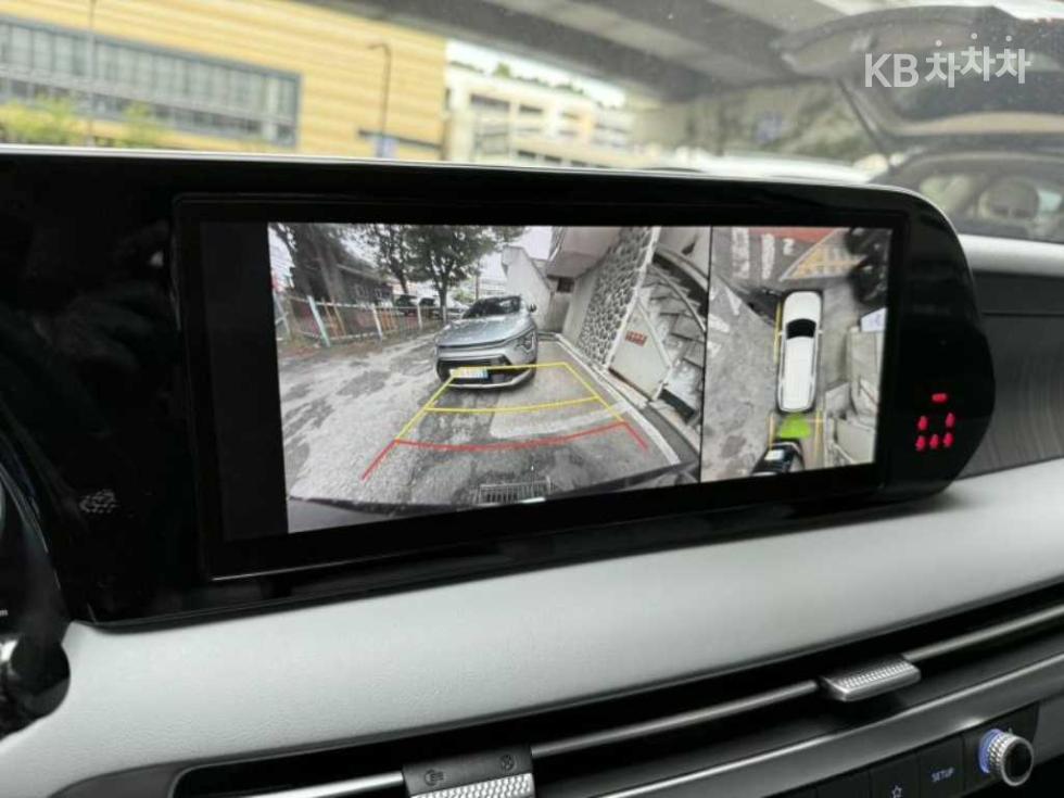2023 Hyundai Used Car photo