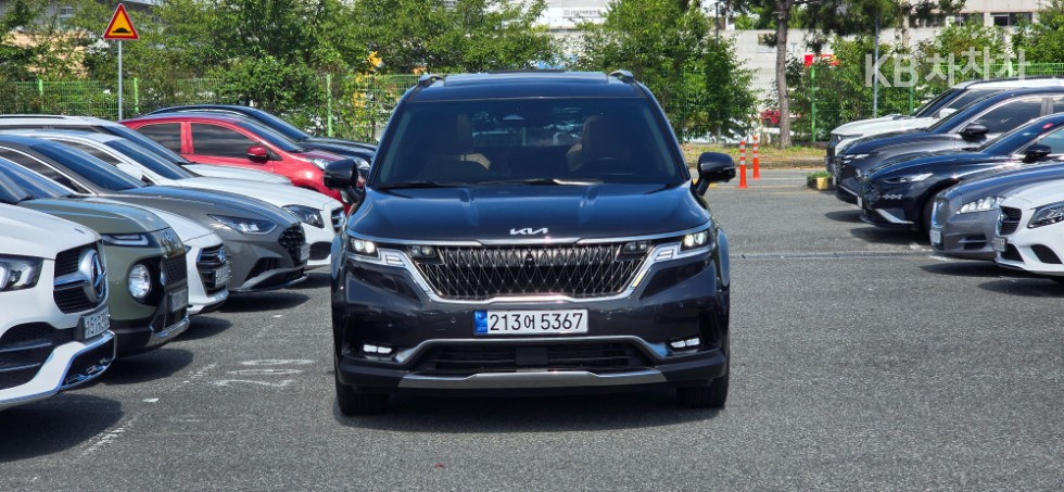 Kia Carnival — miniaturë 2