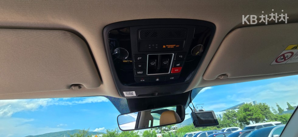Kia Carnival — miniaturë 12