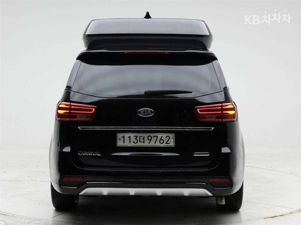 Kia Carnival — miniaturë 5