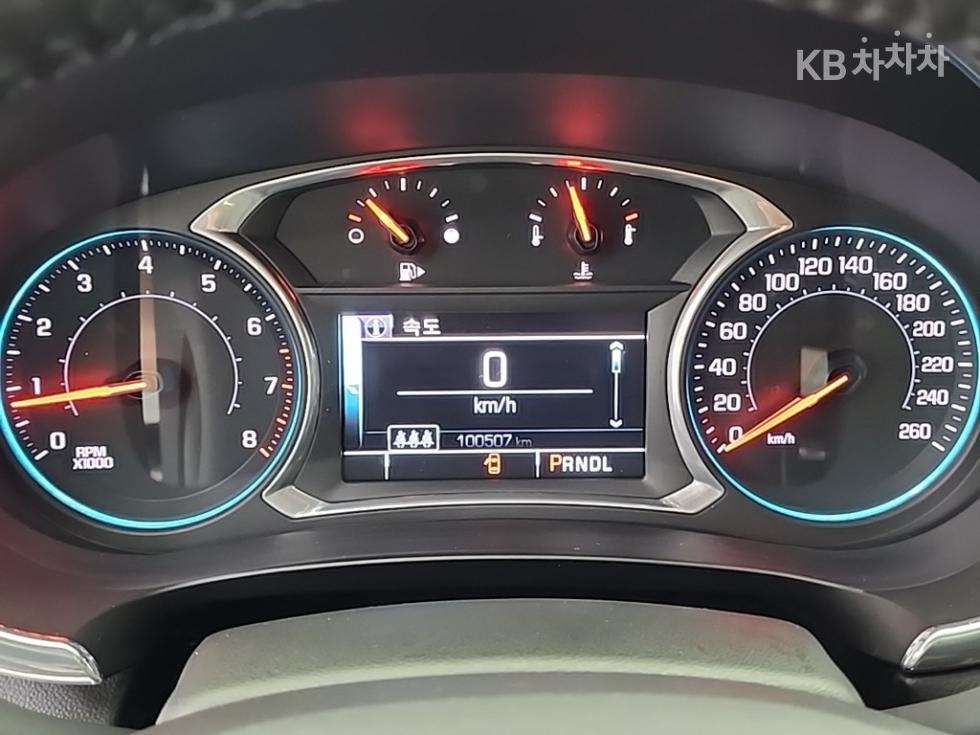 Chevrolet Malibu — miniaturë 6