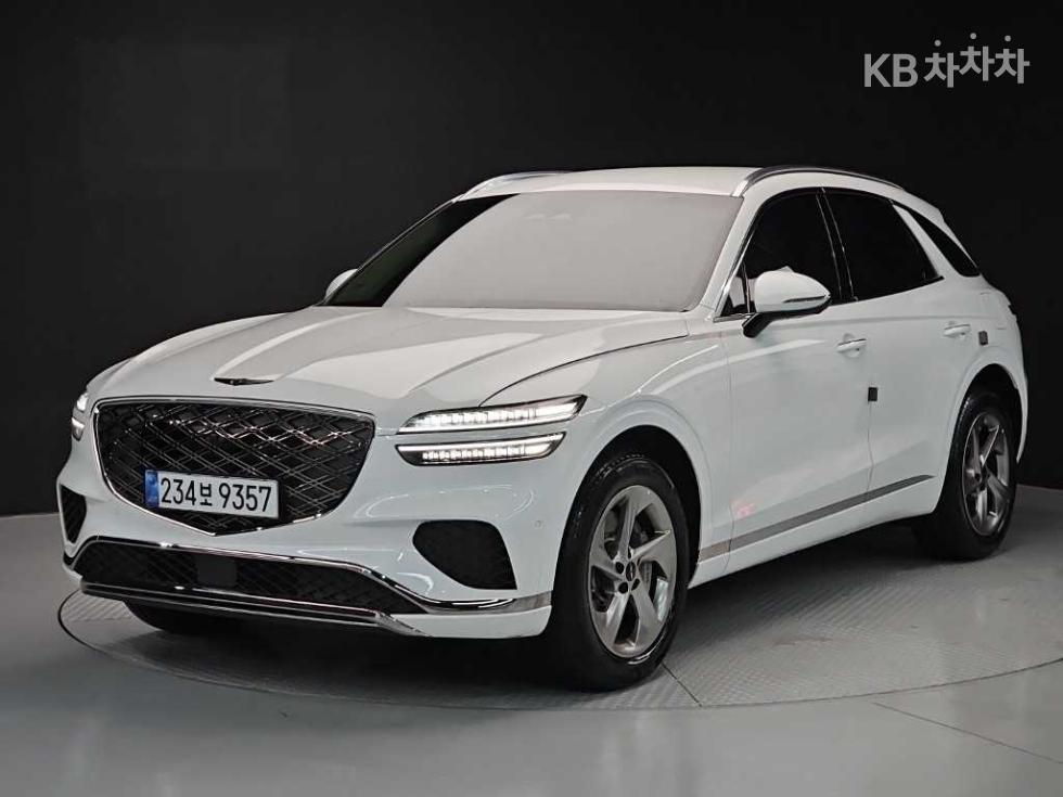 2025 Genesis GV70 photo