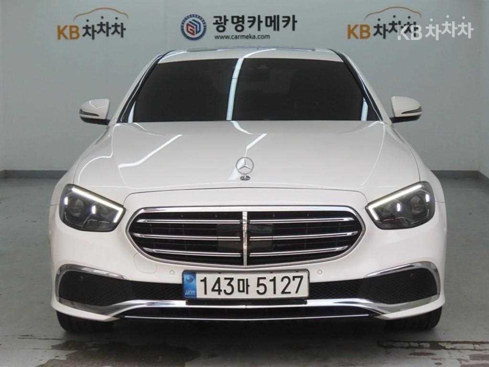 مرسيدس E-Class