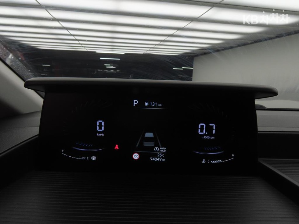 Hyundai Staria — miniaturë 8