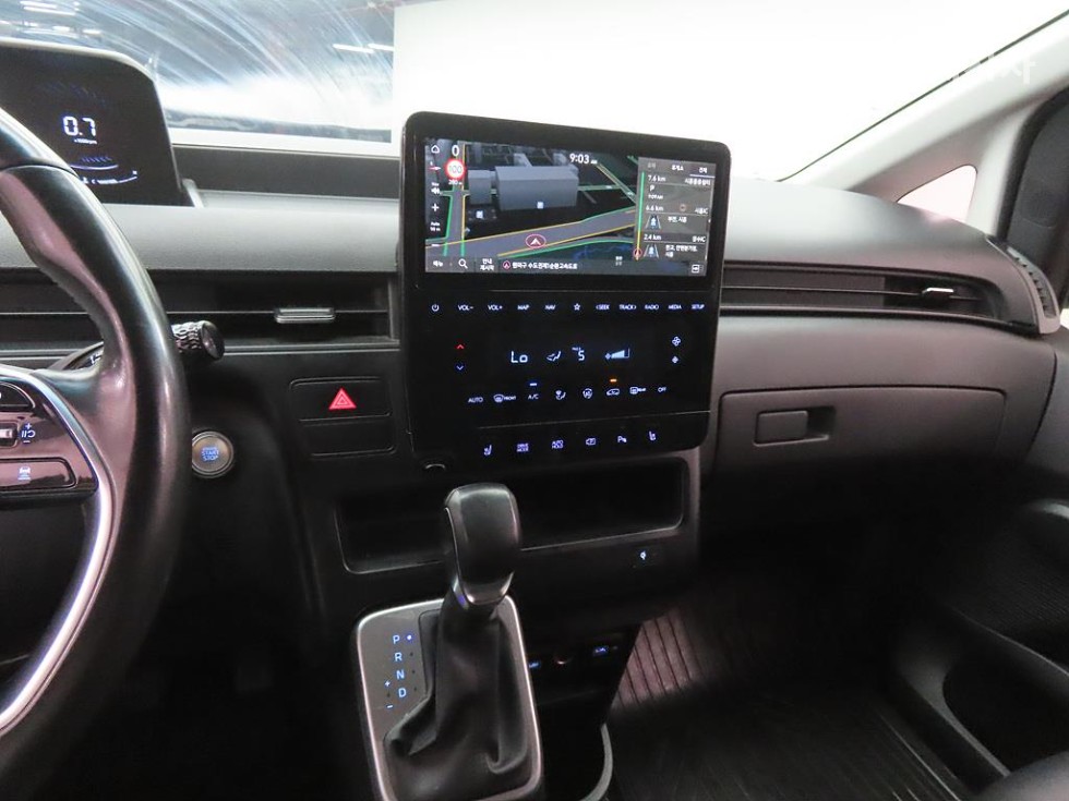 Hyundai Staria — miniaturë 9