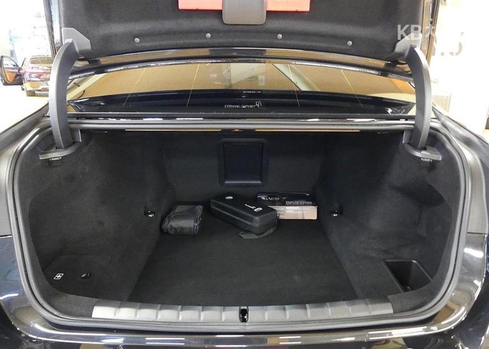 BMW 7er — miniaturë 10