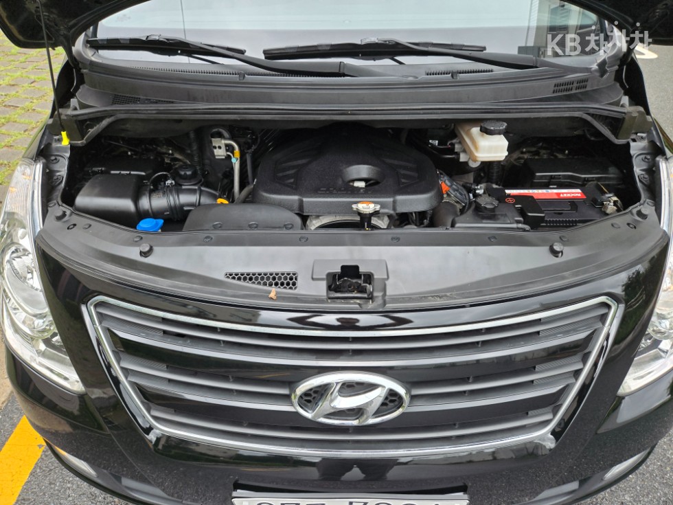 Hyundai Starex — miniaturë 9