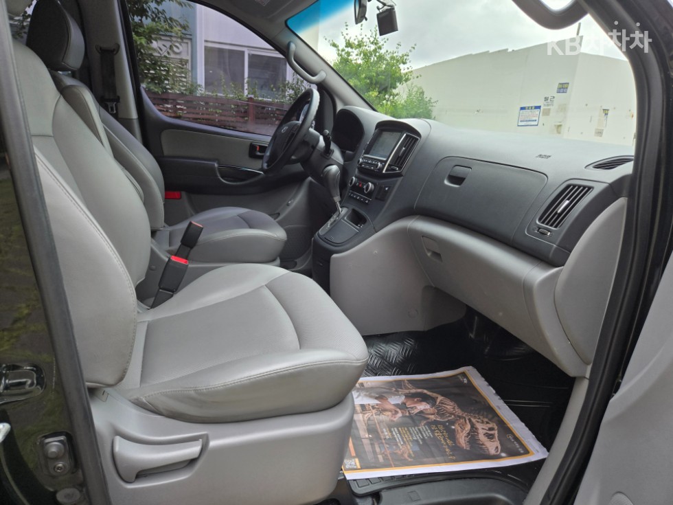 Hyundai Starex — miniaturë 8