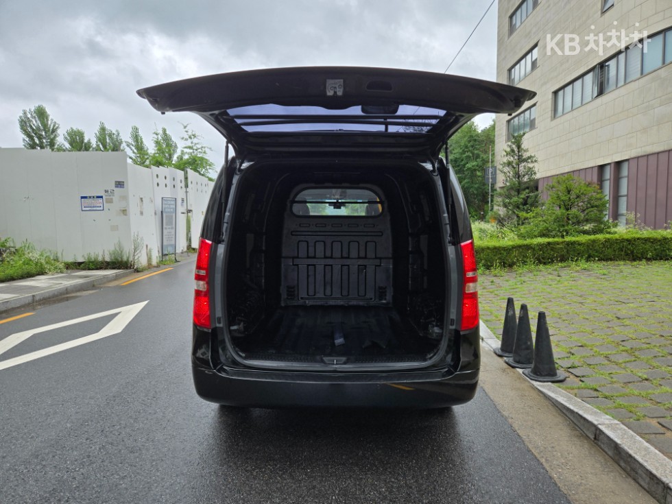 Hyundai Starex — miniaturë 6
