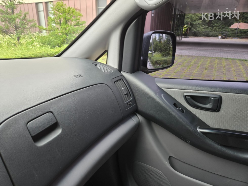 Hyundai Starex — miniaturë 16