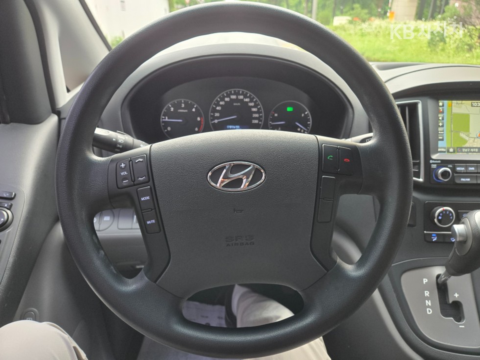Hyundai Starex — miniaturë 17
