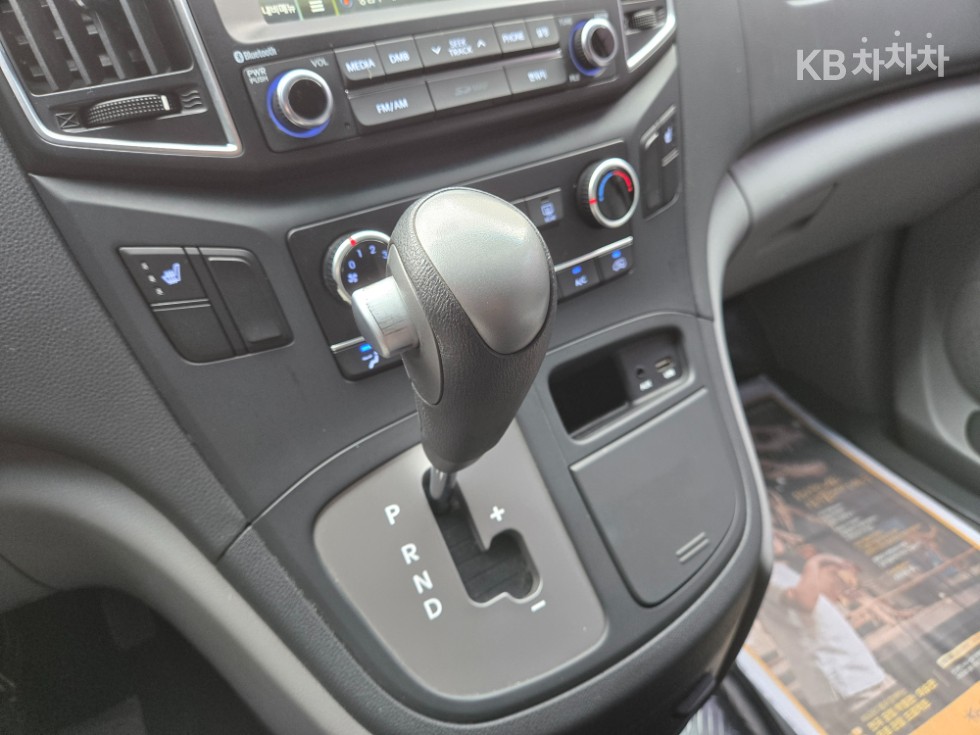 Hyundai Starex — miniaturë 20