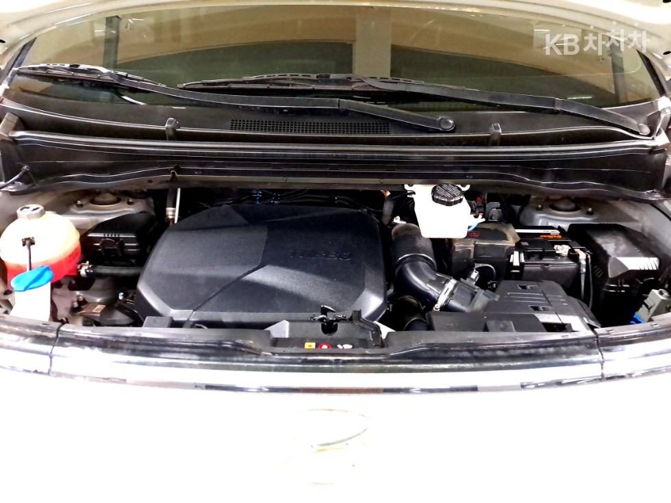 Hyundai Staria — miniaturë 6