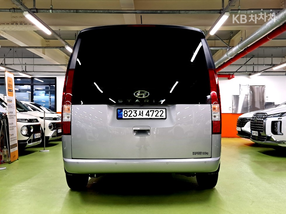 Hyundai Staria — miniaturë 3