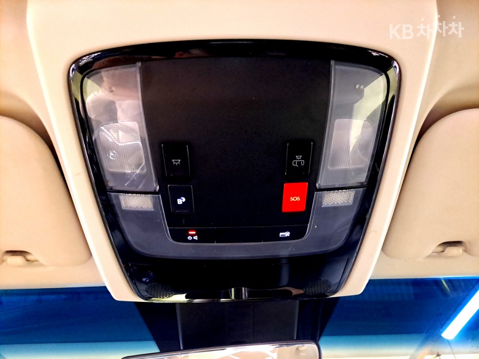 Hyundai Staria — miniaturë 15