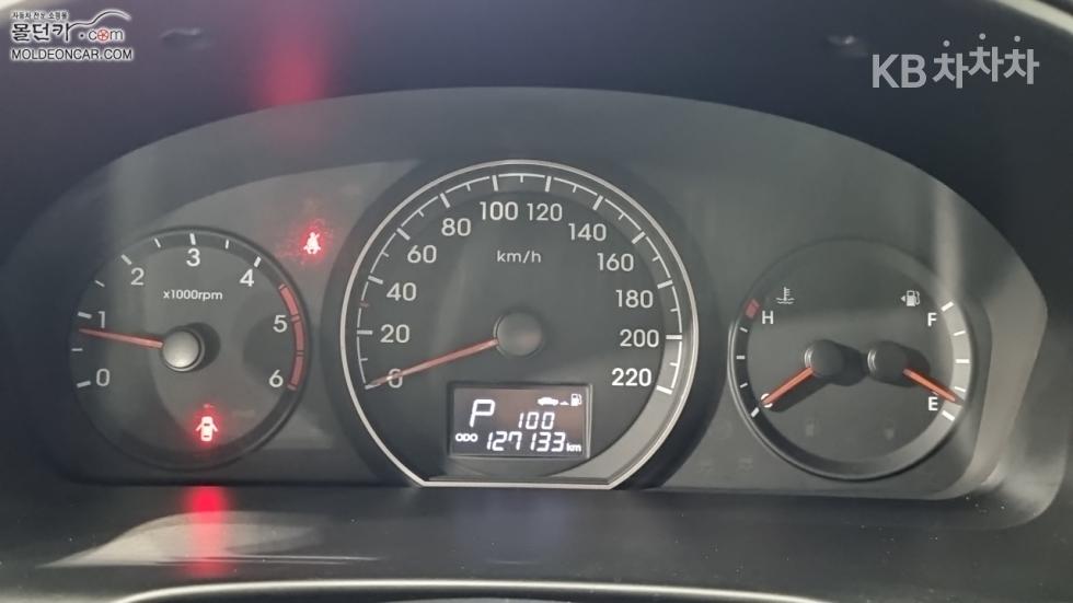 Hyundai Starex — miniaturë 5