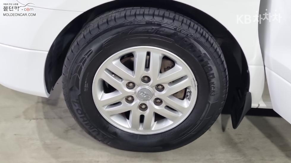 Hyundai Starex — miniaturë 6