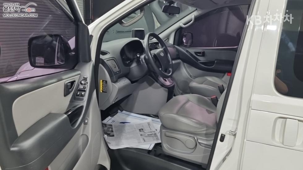 Hyundai Starex — miniaturë 9
