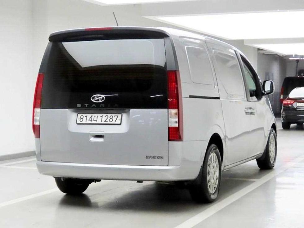 Hyundai Staria — miniaturë 4