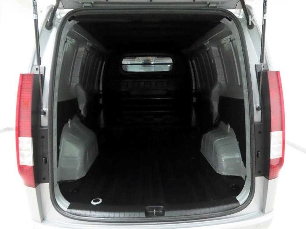 Hyundai Staria — miniaturë 16