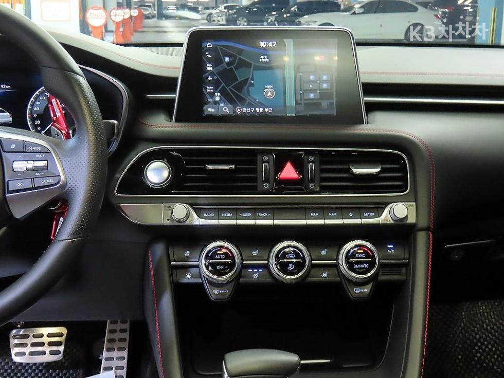 Genesis G70 — miniaturë 11