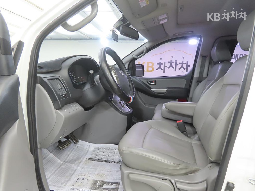 Hyundai Starex — miniaturë 5