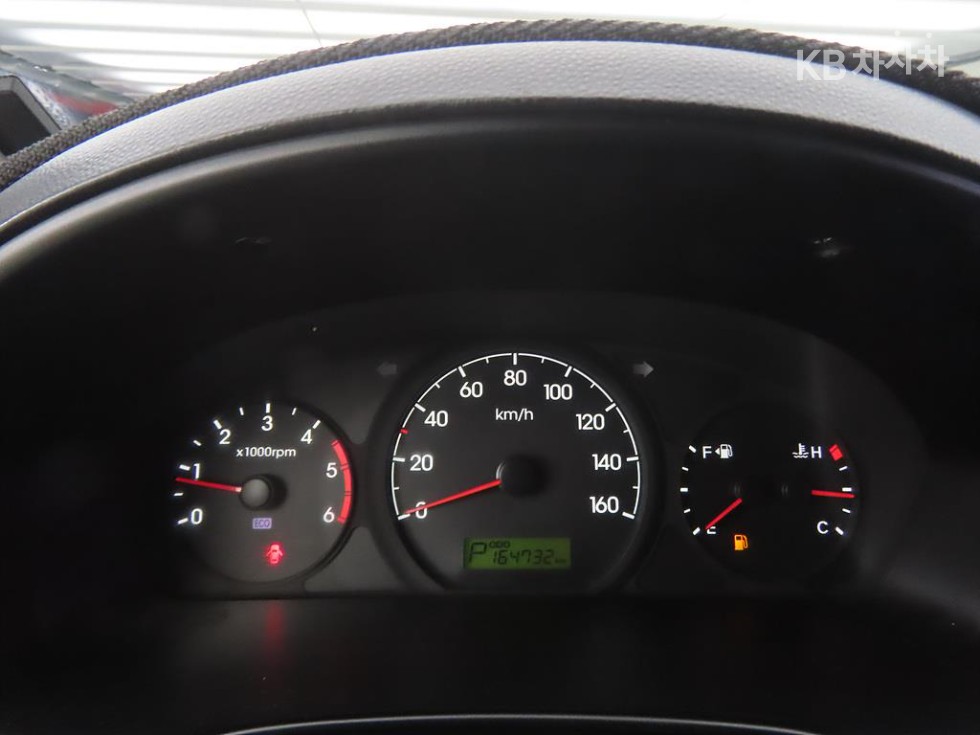 Hyundai Starex — miniaturë 9