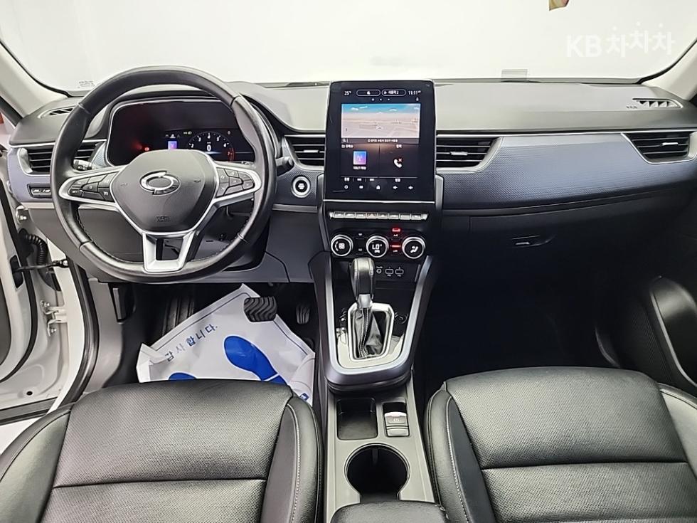 2020 Renault XM3 photo