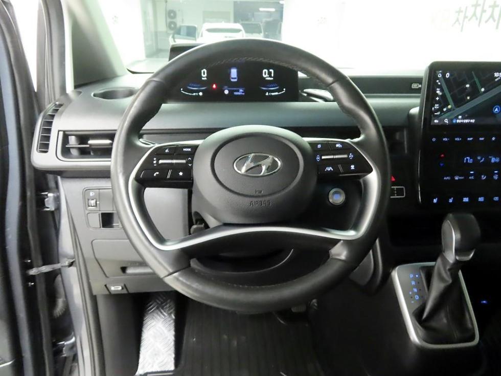 Hyundai Staria — miniaturë 8