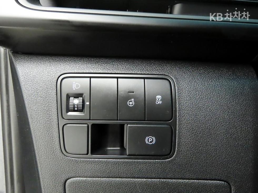 Hyundai Staria — miniaturë 13