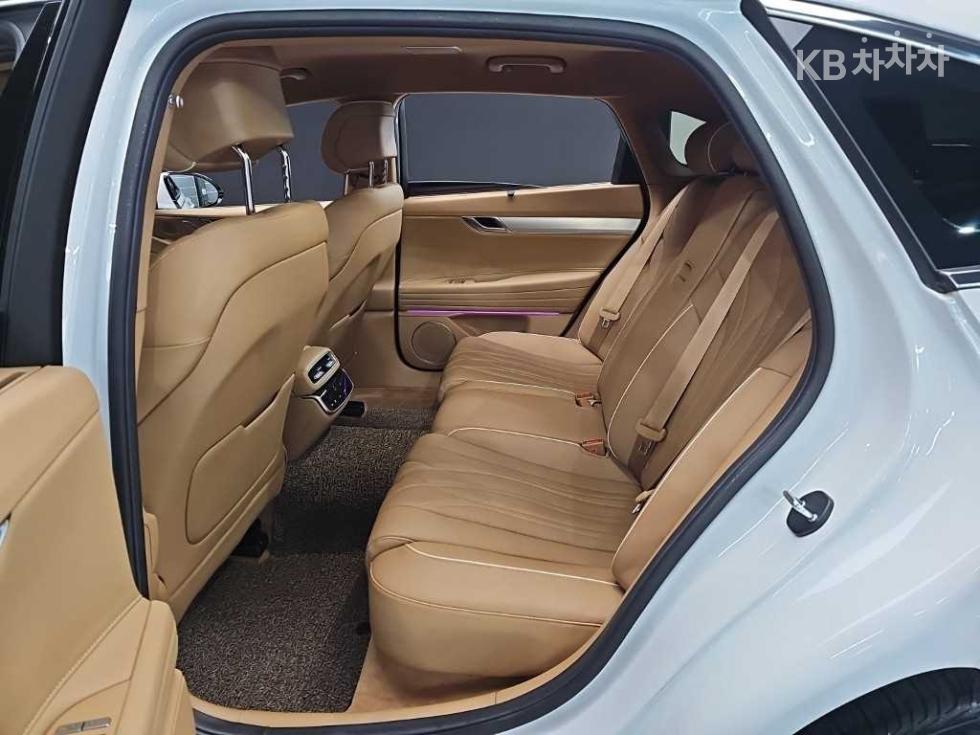 Genesis G80 — miniaturë 12