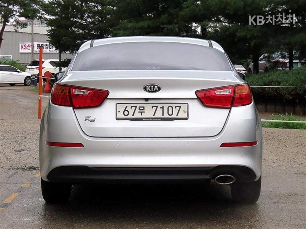 Kia K5 — miniaturë 4
