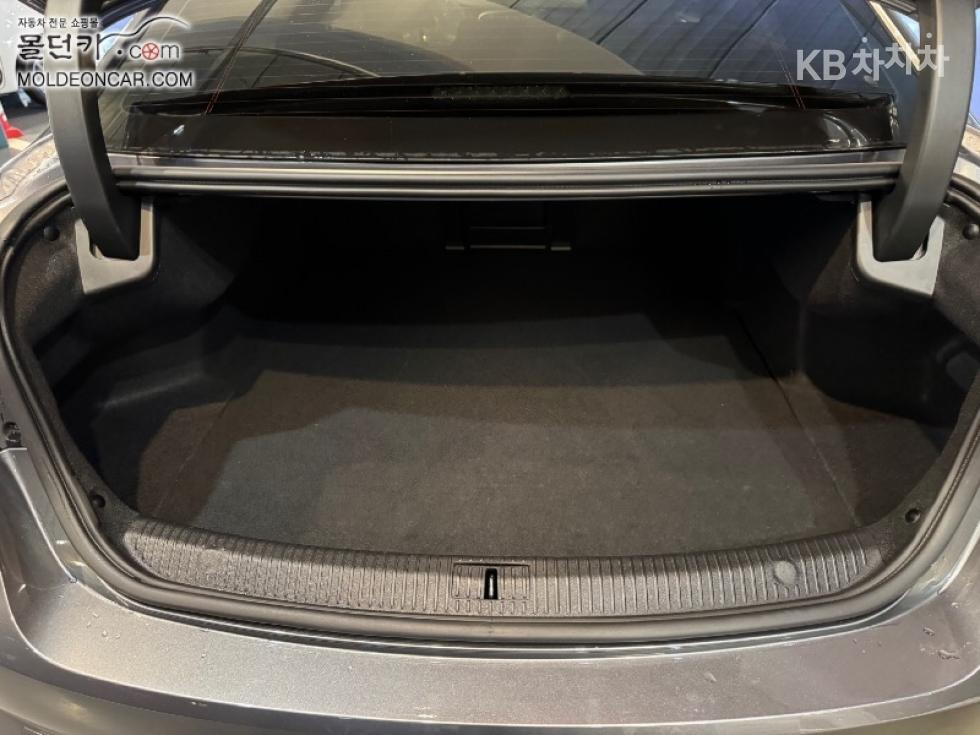 Renault Samsung SM6 — miniaturë 4
