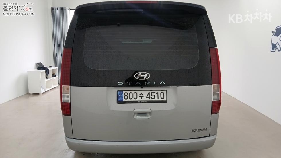 Hyundai Staria — miniaturë 4