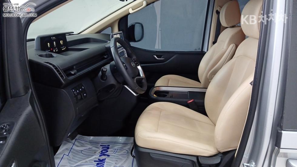 Hyundai Staria — miniaturë 7