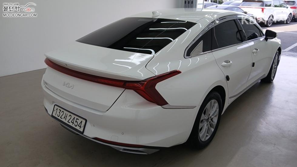 Kia K8 — miniaturë 2