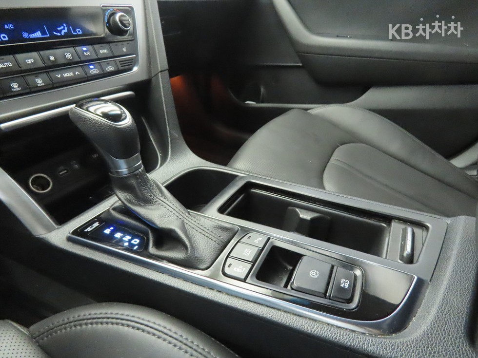 Hyundai Sonata — miniaturë 11