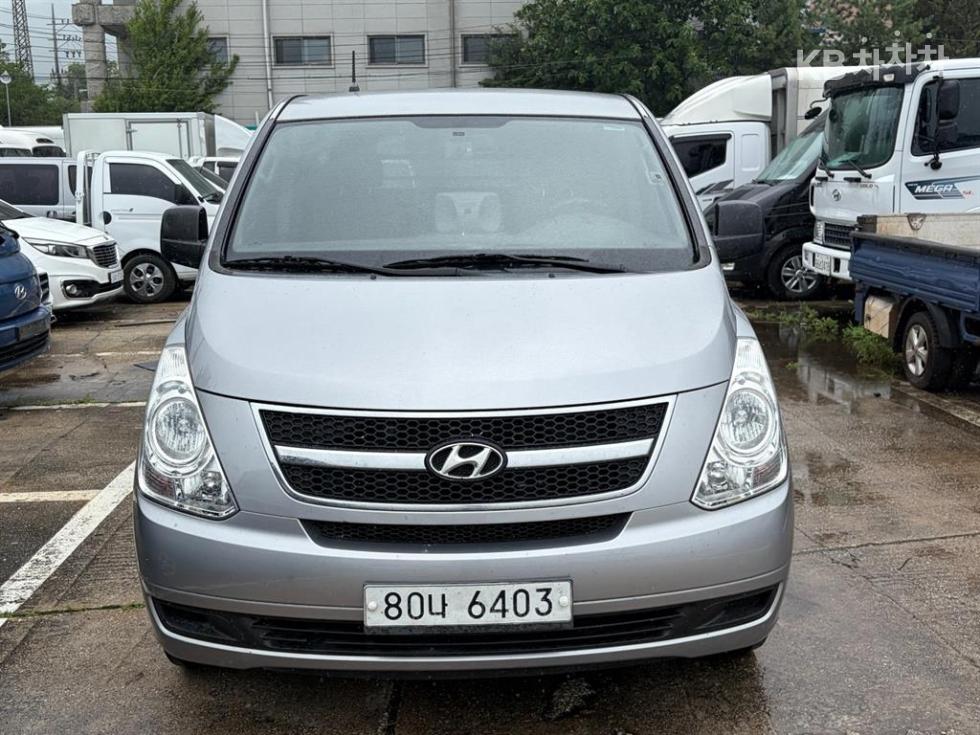 Hyundai Starex — miniaturë 2