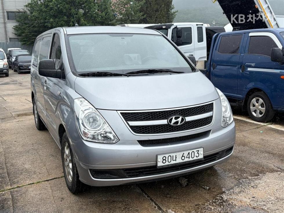 Hyundai Starex — miniaturë 3
