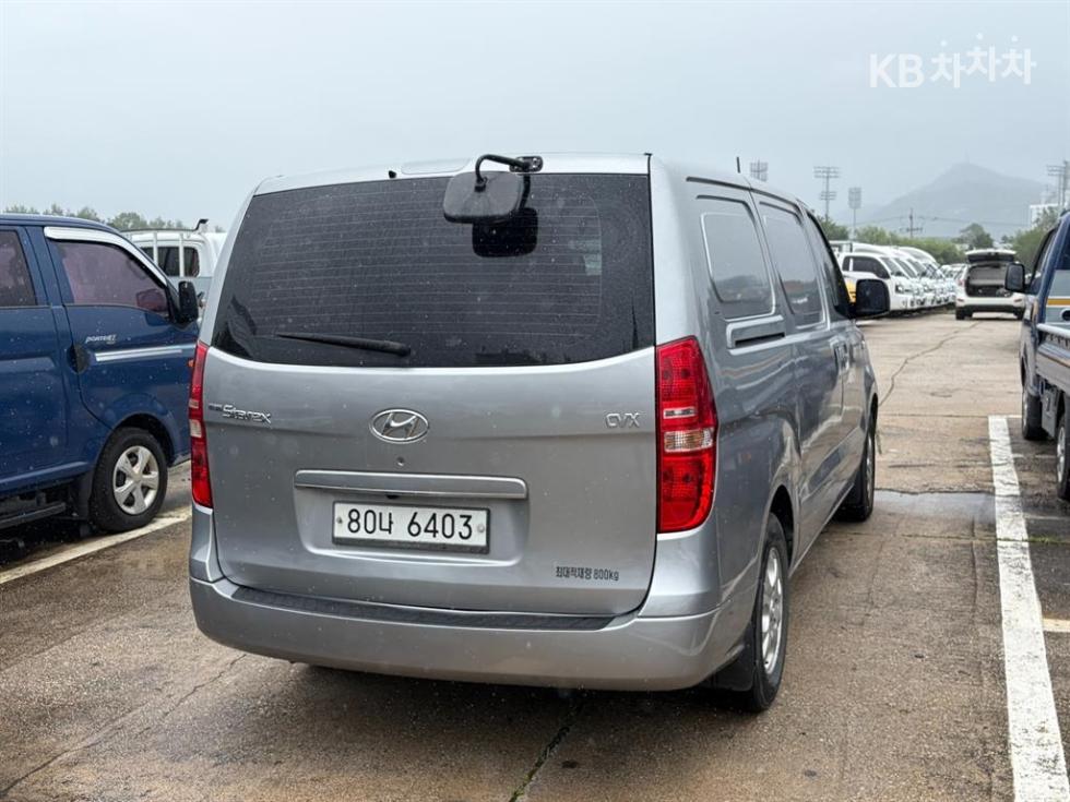 Hyundai Starex — miniaturë 6