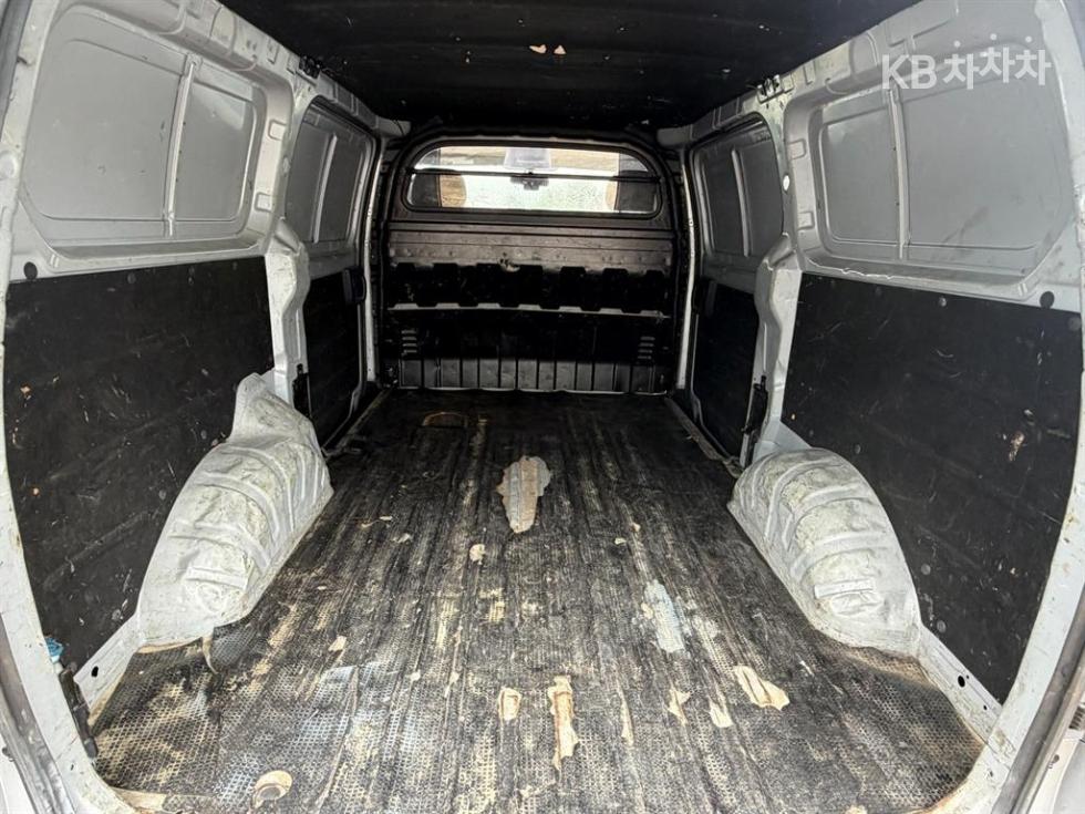 Hyundai Starex — miniaturë 7