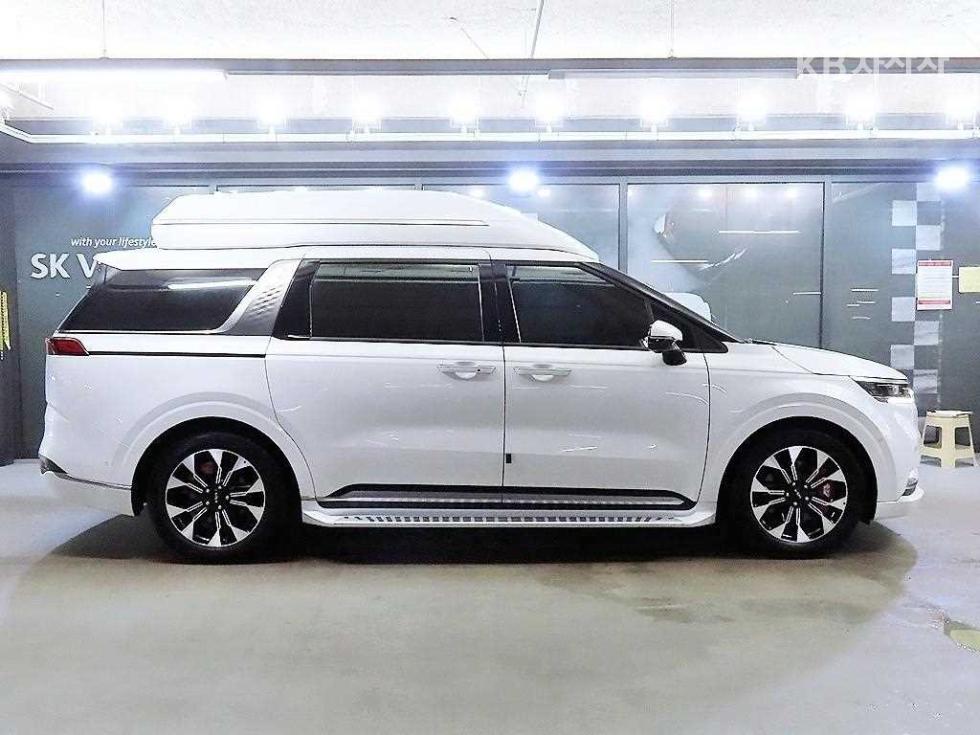 Kia Carnival — miniaturë 3