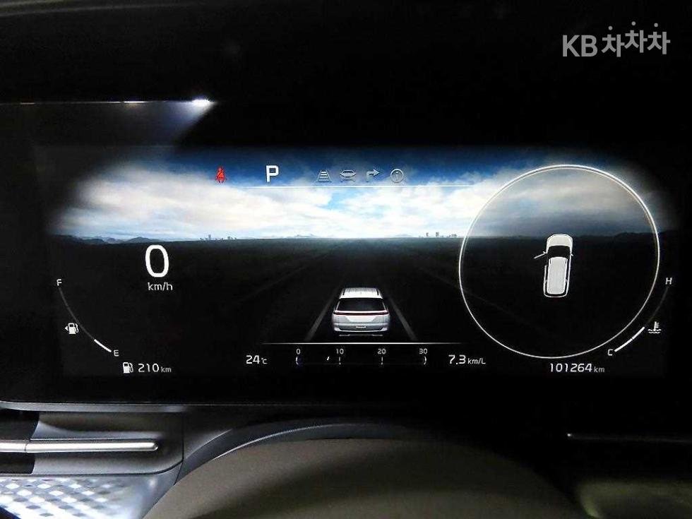 Kia Carnival — miniaturë 9