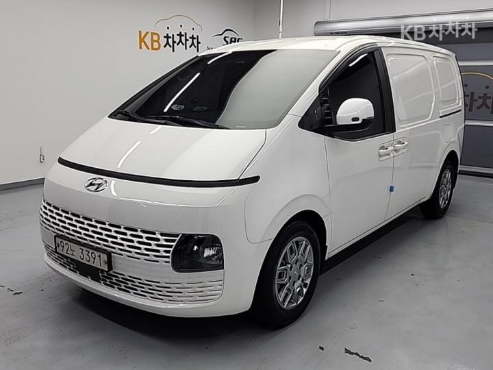 Hyundai Staria 2.2 카고 3 — foto 1