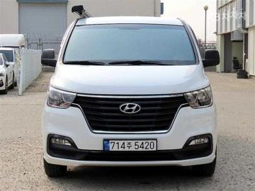 Hyundai Starex 캠핑카 — foto 1