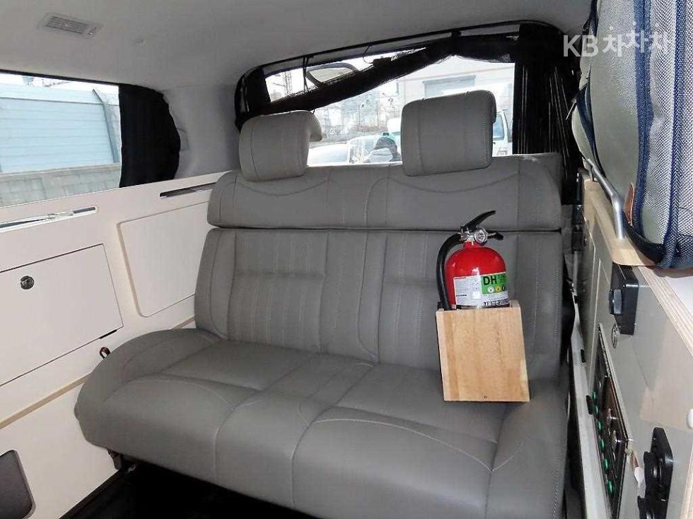 Hyundai Starex — miniaturë 7
