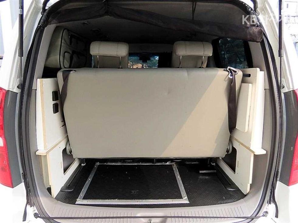 Hyundai Starex — miniaturë 8