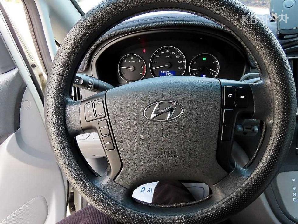 Hyundai Starex — miniaturë 11