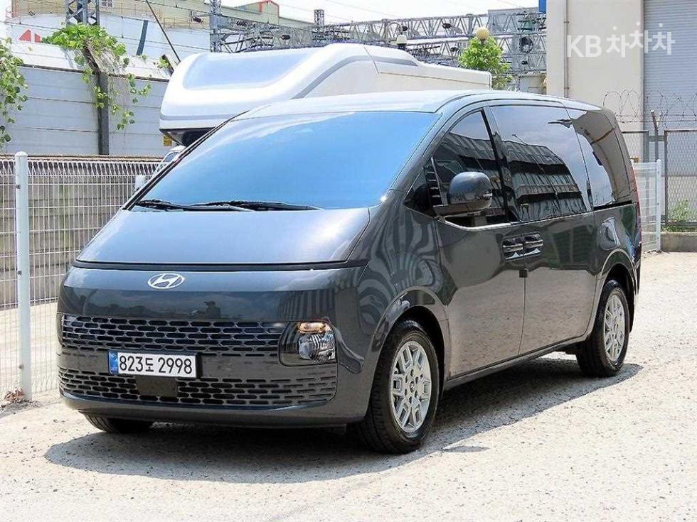 Hyundai Staria — miniaturë 2