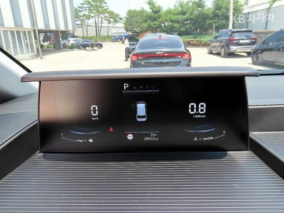 Hyundai Staria — miniaturë 9